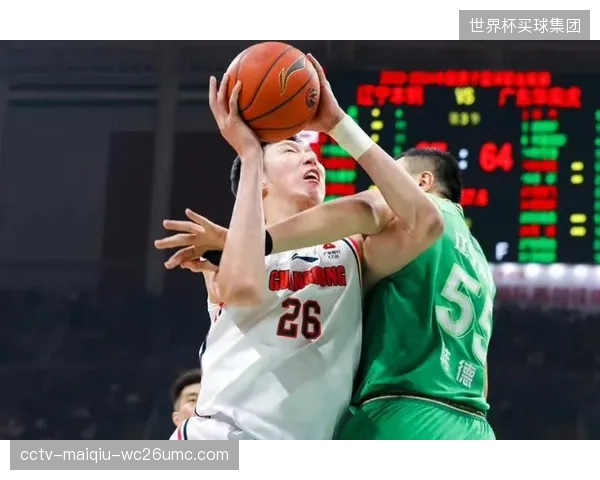 努涅斯的终结效率决定乌拉圭反击质量，其无球跑动将是撕扯对手防线的主要战术手段。